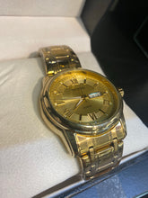 Load image into Gallery viewer, Gold Watch | Clothing Maniak
